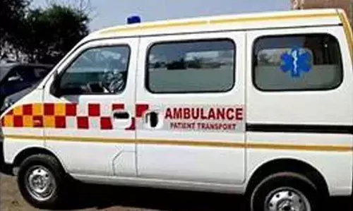 കാഞ്ഞങ്ങാട്ട് വയോധികന് കൊടും ചൂടില് തളര്ന്നുവീണു; ആശുപത്രിയിലെത്തിച്ച് അഗ്നിരക്ഷാസേന കാഞ്ഞങ്ങാട്ട് വയോധികന് കൊടും ചൂടില് തളര്ന്നുവീണു; ആശുപത്രിയിലെത്തിച്ച് അഗ്നിരക്ഷാസേന