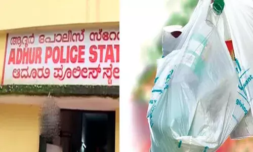 പുഴയില് തള്ളാന് കൊണ്ടുപോകുന്ന മാലിന്യം പിടികൂടി; സ്കൂട്ടര് കസ്റ്റഡിയിലെടുത്തു പുഴയില് തള്ളാന് കൊണ്ടുപോകുന്ന മാലിന്യം പിടികൂടി; സ്കൂട്ടര് കസ്റ്റഡിയിലെടുത്തു