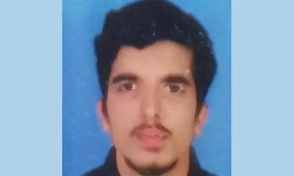 ബണ്ട്വാളില് കെ.എസ്.ആര്.ടി.സി ബസ് സ്കൂട്ടറില് ഇടിച്ച് യാത്രക്കാരന് മരിച്ചു ബണ്ട്വാളില് കെ.എസ്.ആര്.ടി.സി ബസ് സ്കൂട്ടറില് ഇടിച്ച് യാത്രക്കാരന് മരിച്ചു