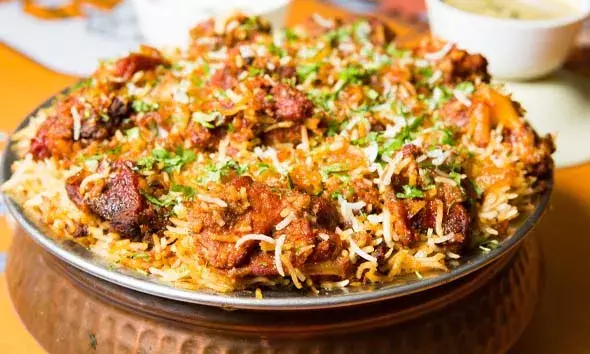 ബിരിയാണിക്ക്‌ സാലഡ് കിട്ടിയില്ല; കൊല്ലത്ത് കൂട്ടത്തല്ല്‌; 4 പേര്‍ക്ക് പരിക്ക്
