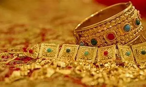 സംസ്ഥാനത്ത് സ്വര്‍ണവിലയില്‍ നേരിയ കുറവ്; പവന് 69,680 രൂപ