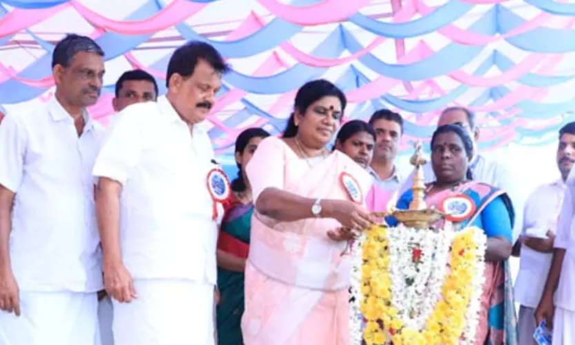 കാസര്‍കോട് കുള്ളന്‍ പശുവിനെ സംസ്ഥാനത്തിന്റെ  തനത് പശുവായി അംഗീകരിക്കാന്‍ സാധിക്കണം-മന്ത്രി