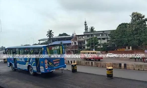 ദേശീയപാതയില് നിന്ന് നേരിട്ട് കുമ്പള ടൗണിലേക്ക് പ്രവേശിക്കാനുള്ള സാധ്യത അടഞ്ഞു ദേശീയപാതയില് നിന്ന് നേരിട്ട് കുമ്പള ടൗണിലേക്ക് പ്രവേശിക്കാനുള്ള സാധ്യത അടഞ്ഞു