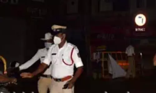 ബണ്ട്വാളിലെ കൊലപാതകം: മംഗളൂരുവിലും 5 ദക്ഷിണ കന്നഡ താലൂക്കുകളിലും മെയ് 27 മുതല് 30 വരെ നിരോധനാജ്ഞ ബണ്ട്വാളിലെ കൊലപാതകം: മംഗളൂരുവിലും 5 ദക്ഷിണ കന്നഡ താലൂക്കുകളിലും മെയ് 27 മുതല് 30 വരെ നിരോധനാജ്ഞ