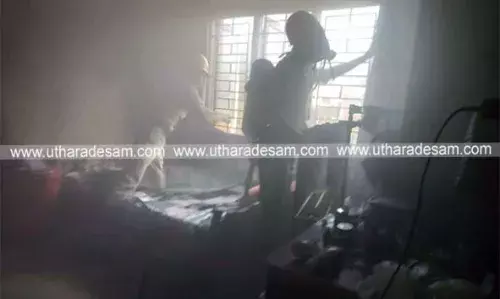 മംഗളൂരുവിലെ അപ്പാര്ട്ട് മെന്റില് തീപിടിത്തം; ഫര്ണിച്ചറുകളും ഇലക്ട്രോണിക് ഉപകരണങ്ങളും കത്തിനശിച്ചു; ആളപായമില്ല മംഗളൂരുവിലെ അപ്പാര്ട്ട് മെന്റില് തീപിടിത്തം; ഫര്ണിച്ചറുകളും ഇലക്ട്രോണിക് ഉപകരണങ്ങളും കത്തിനശിച്ചു; ആളപായമില്ല