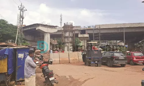 ചെര്‍ക്കള ദേശീയപാതയിലെ ദുരിതം: ആക്ഷന്‍ കമ്മിറ്റി വീണ്ടും സമരത്തിന്