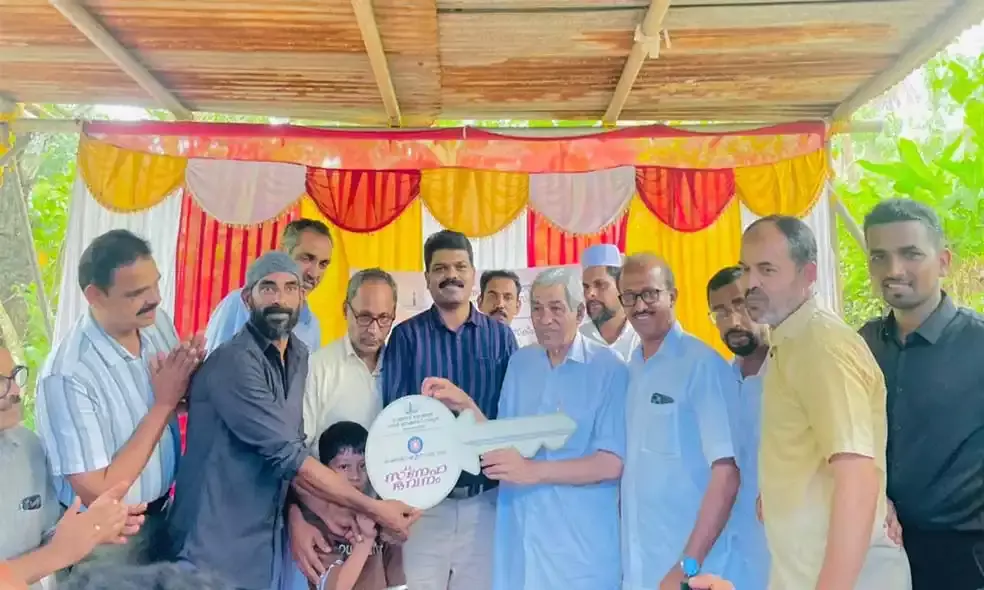 സഹപാഠിക്ക് സ്‌നേഹത്തിന്റെ കരുതല്‍; എന്‍.എസ്.എസ് വളണ്ടിയര്‍മാര്‍ വീട് നിര്‍മ്മിച്ച് നല്‍കി