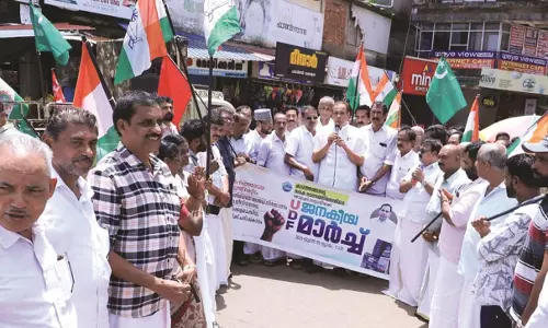 കാഞ്ഞങ്ങാട് നഗരസഭ ഭരണ സമിതിയെ ജനങ്ങള്‍ താഴെയിറക്കും -കല്ലട്ര മാഹിന്‍ ഹാജി