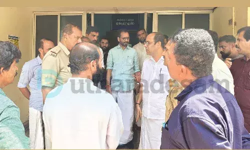 เดเดจเดฑเดฒเตโ เดเดธเตเดชเดคเตเดฐเดฟเดฏเดฟเดฒเตโ เดซเตเดฑเดจเตโเดธเดฟเดเต เดธเดฐเตโเดเดจเดฟเดฒเตเดฒ; เดฎเตเดคเดฆเตเดนเดเตเดเดณเตโ เดชเดฐเดฟเดฏเดพเดฐเด เดฎเตเดกเดฟเดเตเดเดฒเตโ เดเตเดณเดเดฟเดฒเตเดเตเดเต เดเตเดฃเตเดเตเดชเตเดเดพเดจเตโ เดจเดฟเดฐเตโเดฆเตเดฆเตเดถเด; เดชเตเดธเตเดฑเตเดฑเตเดฎเตเดฐเตโเดเตเดเด เดชเตเดฐเดคเดฟเดธเดจเตเดงเดฟเดฏเดฟเดฒเตโ เดเดจเดฑเดฒเตโ เดเดธเตเดชเดคเตเดฐเดฟเดฏเดฟเดฒเตโ เดซเตเดฑเดจเตโเดธเดฟเดเต เดธเดฐเตโเดเดจเดฟเดฒเตเดฒ; เดฎเตเดคเดฆเตเดนเดเตเดเดณเตโ เดชเดฐเดฟเดฏเดพเดฐเด เดฎเตเดกเดฟเดเตเดเดฒเตโ เดเตเดณเดเดฟเดฒเตเดเตเดเต เดเตเดฃเตเดเตเดชเตเดเดพเดจเตโ เดจเดฟเดฐเตโเดฆเตเดฆเตเดถเด; เดชเตเดธเตเดฑเตเดฑเตเดฎเตเดฐเตโเดเตเดเด เดชเตเดฐเดคเดฟเดธเดจเตเดงเดฟเดฏเดฟเดฒเตโ