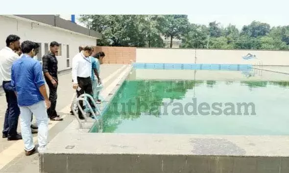 വിദ്യാനഗറില്‍ ഒന്നരക്കോടി രൂപ ചെലവിട്ട് നിര്‍മിച്ച നീന്തല്‍ക്കുളത്തില്‍ വിജിലന്‍സ് പരിശോധന; കണ്ടെത്തിയത് വന്‍ അപാകത