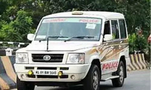 പൊലീസ് ഡ്രൈവര്മാരുടെ സ്ഥലംമാറ്റ നടപടികള് വൈകുന്നതായി ആക്ഷേപം പൊലീസ് ഡ്രൈവര്മാരുടെ സ്ഥലംമാറ്റ നടപടികള് വൈകുന്നതായി ആക്ഷേപം