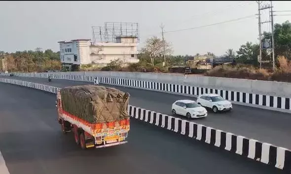 ദേശീയപാതയിലെ എന്‍ട്രി, എക്സിറ്റ് പോയിന്റ് അശാസ്ത്രീയമെന്ന് പരാതി