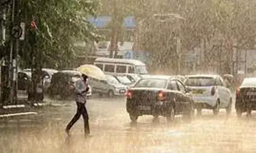 കേരളത്തില് അതിതീവ്ര മഴയ്ക്ക് സാധ്യത;റെഡ് അലര്ട്ട് പ്രഖ്യാപിച്ച് കേന്ദ്ര കാലാവസ്ഥാ വകുപ്പ് കേരളത്തില് അതിതീവ്ര മഴയ്ക്ക് സാധ്യത;റെഡ് അലര്ട്ട് പ്രഖ്യാപിച്ച് കേന്ദ്ര കാലാവസ്ഥാ വകുപ്പ്