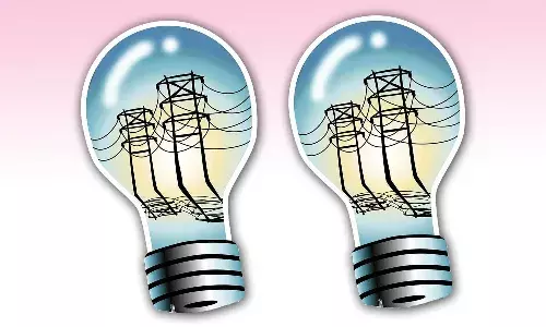 വൈദ്യുതിയുടെ ഇരുട്ടു മാറില്ലേ?