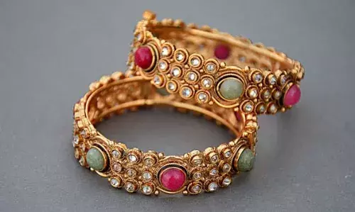 സംസ്ഥാനത്ത് വീണ്ടും സ്വര്‍ണക്കുതിപ്പ്; പവന് 74,000