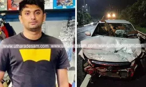 മംഗളൂരുവില് ഉണ്ടായ വാഹനാപകടത്തില് മലയാളിയായ യുവ ഡോക്ടര്ക്ക് ദാരുണാന്ത്യം; കൂടെ ഉണ്ടായിരുന്ന മെഡിക്കല് വിദ്യാര്ഥിനി നിസാര പരിക്കോടെ രക്ഷപ്പെട്ടു മംഗളൂരുവില് ഉണ്ടായ വാഹനാപകടത്തില് മലയാളിയായ യുവ ഡോക്ടര്ക്ക് ദാരുണാന്ത്യം; കൂടെ ഉണ്ടായിരുന്ന മെഡിക്കല് വിദ്യാര്ഥിനി നിസാര പരിക്കോടെ രക്ഷപ്പെട്ടു
