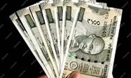 ആശാവര്ക്കര്മാര്ക്ക് മൂന്ന് മാസത്തെ ഓണറേറിയം അനുവദിച്ച് സംസ്ഥാന സര്ക്കാര് ആശാവര്ക്കര്മാര്ക്ക് മൂന്ന് മാസത്തെ ഓണറേറിയം അനുവദിച്ച് സംസ്ഥാന സര്ക്കാര്