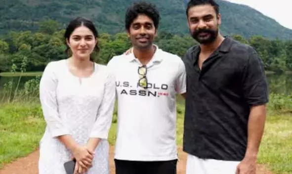 ടൊവിനോ തോമസിന്റെ പുതിയ ചിത്രം പള്ളിച്ചട്ടമ്പിയുടെ ചിത്രീകരണം ആരംഭിച്ചു