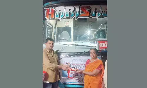 ചികിത്സാ സഹായത്തിന് കാരുണ്യയാത്ര നടത്തി ഹരിശ്രീ ബസ്