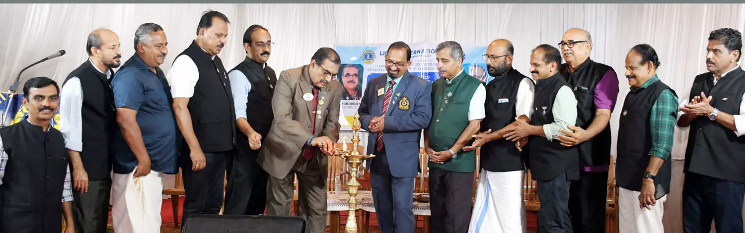 നിര്ധന കുടുംബത്തിന് വീട് നല്കി വിദ്യാനഗര് ലയണ്സ് ക്ലബ് നിര്ധന കുടുംബത്തിന് വീട് നല്കി വിദ്യാനഗര് ലയണ്സ് ക്ലബ്