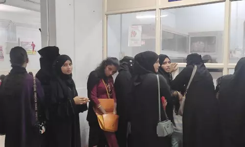 ബദിയടുക്ക സി.എച്ച്.സിയില് ഡോക്ടര്മാരില്ലാത്തത്  രോഗികള്ക്ക് ദുരിതമാവുന്നു; ഒ.പി നിര്ത്തലാക്കുമെന്ന് ആശങ്ക ബദിയടുക്ക സി.എച്ച്.സിയില് ഡോക്ടര്മാരില്ലാത്തത്  രോഗികള്ക്ക് ദുരിതമാവുന്നു; ഒ.പി നിര്ത്തലാക്കുമെന്ന് ആശങ്ക