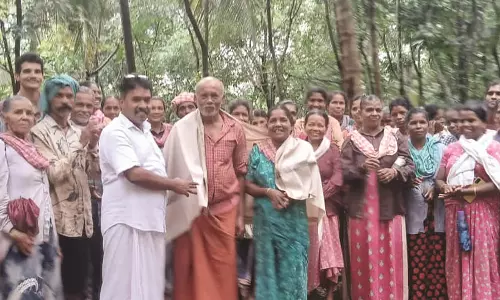 തൊഴിലുറപ്പ് തൊഴില്‍; അണ്ണയ്യ നായക്ക്-മീനാക്ഷി ഭായ് ദമ്പതികള്‍ക്ക് 100 മാര്‍ക്ക്