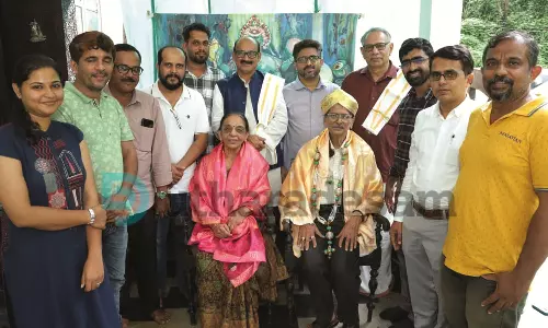 ചിത്രകാരന്‍ പുണിഞ്ചിത്തായയെ ആദരിച്ചു