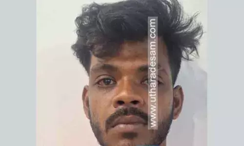 യുവാവിനെ കാറില് തട്ടിക്കൊണ്ടുപോയ കേസിലെ മുഖ്യപ്രതി അറസ്റ്റില് യുവാവിനെ കാറില് തട്ടിക്കൊണ്ടുപോയ കേസിലെ മുഖ്യപ്രതി അറസ്റ്റില്