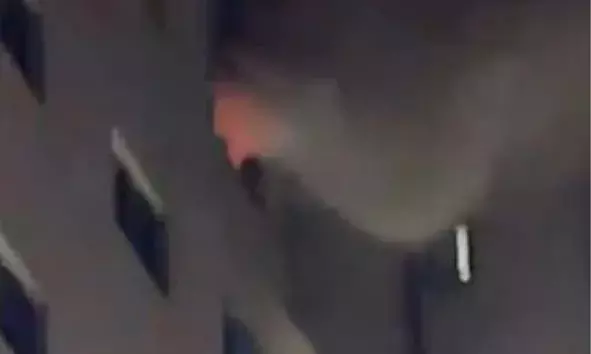 ഷാര്ജയില് ഫ് ളാറ്റില് നടത്തിയ പ്രത്യേക ചടങ്ങിനിടെ അപ്പാര്ട്ട് മെന്റിന് തീപിടിച്ച് ഇന്ത്യക്കാരിക്ക് ദാരുണാന്ത്യം ഷാര്ജയില് ഫ് ളാറ്റില് നടത്തിയ പ്രത്യേക ചടങ്ങിനിടെ അപ്പാര്ട്ട് മെന്റിന് തീപിടിച്ച് ഇന്ത്യക്കാരിക്ക് ദാരുണാന്ത്യം