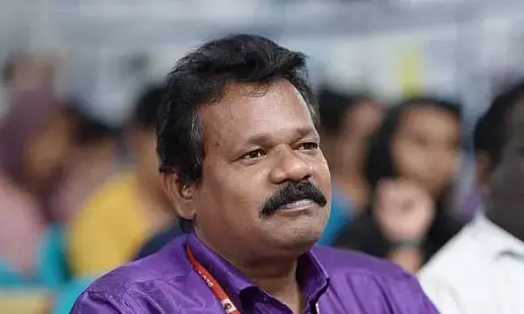 കരള്‍ മാറ്റിവയ്ക്കല്‍ ശസ്ത്രക്രിയയ്ക്ക് വിധേയനായ ബ്ലഡ് ഡോണേഴ്സ് കേരളയുടെ സ്ഥാപകന്‍ വിനോദ് ഭാസ്‌കരന്‍ അന്തരിച്ചു
