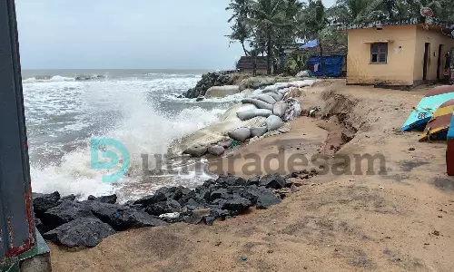 ജില്ലയില്‍ കടല്‍ ഭിത്തികളുടെ തകര്‍ച്ച പൂര്‍ണ്ണം; തീരദേശ മേഖല ആശങ്കയില്‍