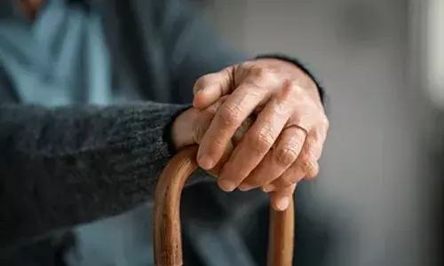 വാര്ധക്യമേ അകലെ! ശംഖനാദം കേട്ടില്ലേ... വാര്ധക്യമേ അകലെ! ശംഖനാദം കേട്ടില്ലേ...