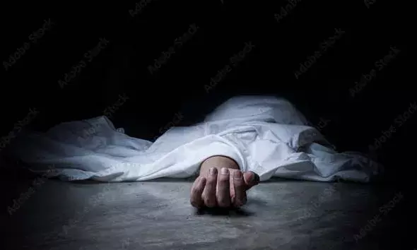 മയക്കുമരുന്ന് സംഘത്തിന്റെ താവളമായ കെട്ടിടത്തില്‍ 3 ദിവസം പഴക്കമുള്ള അജ്ഞാത മൃതദേഹം കണ്ടെത്തി