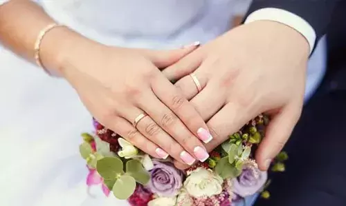 ദുബൈയില് സര്ക്കാര് ജീവനക്കാര്ക്ക് 10 ദിവസത്തെ വിവാഹ അവധി; ഉത്തരവിറക്കി ദുബൈ ഭരണാധികാരി ദുബൈയില് സര്ക്കാര് ജീവനക്കാര്ക്ക് 10 ദിവസത്തെ വിവാഹ അവധി; ഉത്തരവിറക്കി ദുബൈ ഭരണാധികാരി