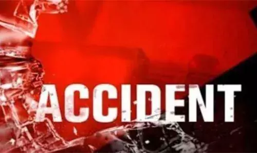 സ്‌കൂട്ടറിന് പിറകില്‍ ഓട്ടോറിക്ഷ ഇടിച്ച് സ്ത്രീക്ക് ഗുരുതരം