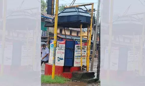 കാസര്കോട് താലൂക്ക് ഓഫീസിന് സമീപത്തെ ട്രാഫിക്ക് സിഗ്നല് നന്നാക്കാന് നടപടി കാസര്കോട് താലൂക്ക് ഓഫീസിന് സമീപത്തെ ട്രാഫിക്ക് സിഗ്നല് നന്നാക്കാന് നടപടി