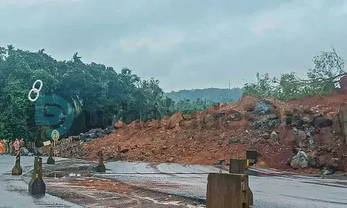 വീരമലക്കുന്ന് ; ഇനിയും പൊറുക്കാനാവില്ല; പ്രക്ഷോഭത്തിനൊരുങ്ങി മയ്യിച്ച നിവാസികള്‍