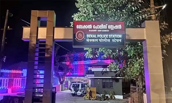 യുവതിയെ ഭീഷണിപ്പെടുത്തി ഗര്ഭഛിദ്രം നടത്തി; ഭര്ത്താവ് ഉള്പ്പെടെ 5 പേര്ക്കെതിരെ കേസ് യുവതിയെ ഭീഷണിപ്പെടുത്തി ഗര്ഭഛിദ്രം നടത്തി; ഭര്ത്താവ് ഉള്പ്പെടെ 5 പേര്ക്കെതിരെ കേസ്