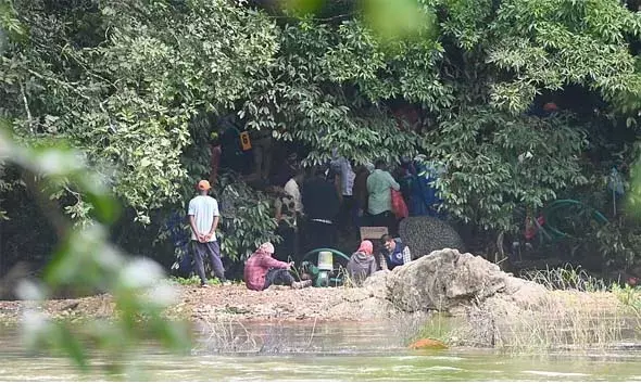 ധര്‍മ്മസ്ഥലയില്‍ മൃതദേഹങ്ങള്‍ കുഴിച്ചിട്ട സംഭവം; അസ്ഥികൂടത്തിന്റെ അവശിഷ്ടങ്ങള്‍ കണ്ടെത്തി