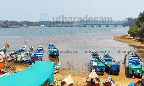 ട്രോളിംഗ് നിരോധനം ഇന്ന് അര്ധരാത്രി വരെ; വല നിറയെ പ്രതീക്ഷയുമായി തീരമേഖല ട്രോളിംഗ് നിരോധനം ഇന്ന് അര്ധരാത്രി വരെ; വല നിറയെ പ്രതീക്ഷയുമായി തീരമേഖല