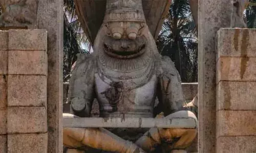 ഹംപിയിലെ ഉഗ്ര നരസിംഹ ക്ഷേത്രം സന്ദര്ശിച്ചാലോ? സഞ്ചാരികളും ചരിത്രപ്രേമികളും തീര്ച്ചയായും കണ്ടിരിക്കേണ്ട സ്ഥലം ഹംപിയിലെ ഉഗ്ര നരസിംഹ ക്ഷേത്രം സന്ദര്ശിച്ചാലോ? സഞ്ചാരികളും ചരിത്രപ്രേമികളും തീര്ച്ചയായും കണ്ടിരിക്കേണ്ട സ്ഥലം