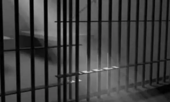 ലൈംഗികാതിക്രമം: വിവിധ കേസുകളിലായി കോടതി ശിക്ഷിച്ചത് 3 പേരെ