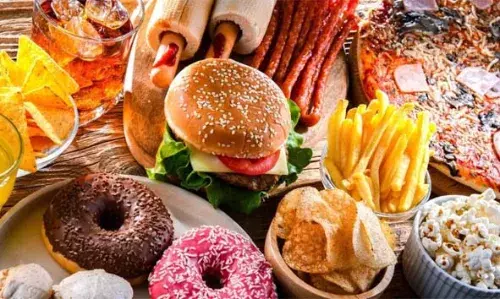 ഈ ഭക്ഷണങ്ങള്‍ കാന്‍സറിന് കാരണമാകാം; ഏതൊക്കെയെന്ന് അറിയാം!