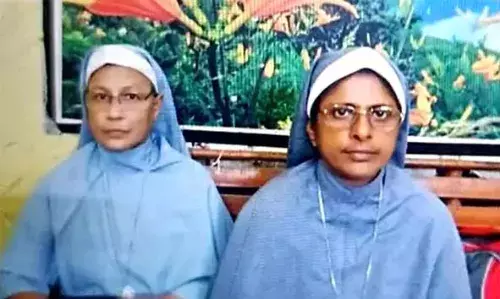 ഛത്തീസ് ഗഡിലെ ദുര്ഗില് അറസ്റ്റിലായ കന്യാസ്ത്രീകള്ക്ക് ഉപാധികളോടെ ജാമ്യം ഛത്തീസ് ഗഡിലെ ദുര്ഗില് അറസ്റ്റിലായ കന്യാസ്ത്രീകള്ക്ക് ഉപാധികളോടെ ജാമ്യം