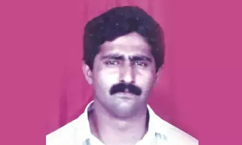 എന്നും സ്നേഹ മധുരം നിറച്ച സിറാജ് എന്ന കൂട്ടുകാരന് എന്നും സ്നേഹ മധുരം നിറച്ച സിറാജ് എന്ന കൂട്ടുകാരന്
