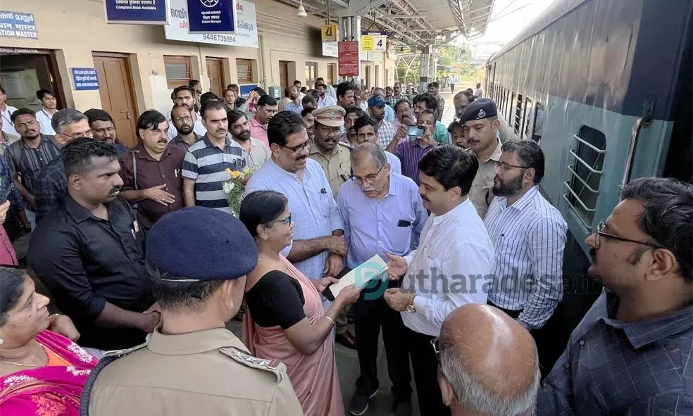 നീലേശ്വരം റെയില്‍വെ വികസനം; സമഗ്ര നിര്‍ദ്ദേശങ്ങളുമായി നീലേശ്വരം നഗരസഭ