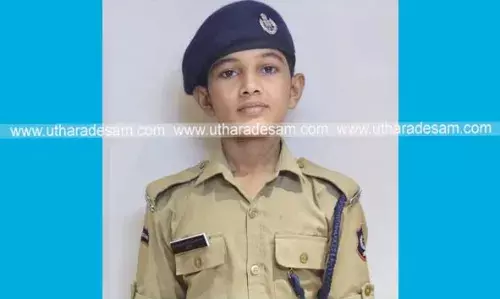 പ്രഥമ ശുശ്രൂഷ പാഠം തുണയായി; ഭക്ഷണം തൊണ്ടയില് കുടുങ്ങിയ സഹപാഠിക്ക് രക്ഷകനായി മുഹമ്മദ് സഹല് പ്രഥമ ശുശ്രൂഷ പാഠം തുണയായി; ഭക്ഷണം തൊണ്ടയില് കുടുങ്ങിയ സഹപാഠിക്ക് രക്ഷകനായി മുഹമ്മദ് സഹല്