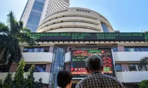 ജി.എസ്.ടി നിരക്ക് പരിഷ്‌കരിക്കുമെന്ന പ്രധാനമന്ത്രിയുടെ പ്രഖ്യാപനത്തിന് പിന്നാലെ 1,000 പോയിന്റ് ഉയര്‍ന്ന് സെന്‍സെക്‌സ്