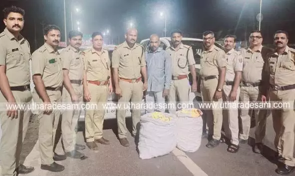 ചെക്ക് പോസ്റ്റില്‍ എക്സൈസ് സംഘത്തെ കണ്ട പ്രതി കാറും മദ്യവും ഉപേക്ഷിച്ച് ഓടി രക്ഷപ്പെട്ടു; പിന്നീട് പിടിയിലായി