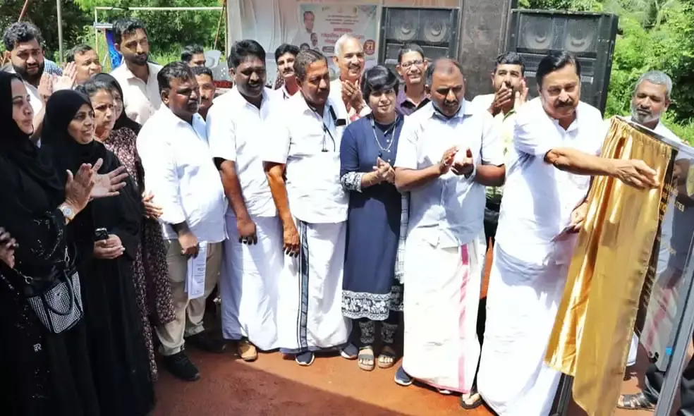 മഞ്ചേശ്വരത്ത് ഒരുങ്ങുന്നു രണ്ട് കളിക്കളങ്ങള്‍; നിര്‍മാണ പ്രവൃത്തി മന്ത്രി ഉദ്ഘാടനം ചെയ്തു